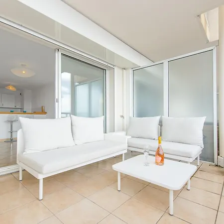 Appartement 5mn Monaco - Vue Panoramique Sur La - Parking - Dz