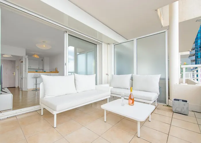 Appartement 5mn Monaco - Vue Panoramique Sur La - Parking - Dz